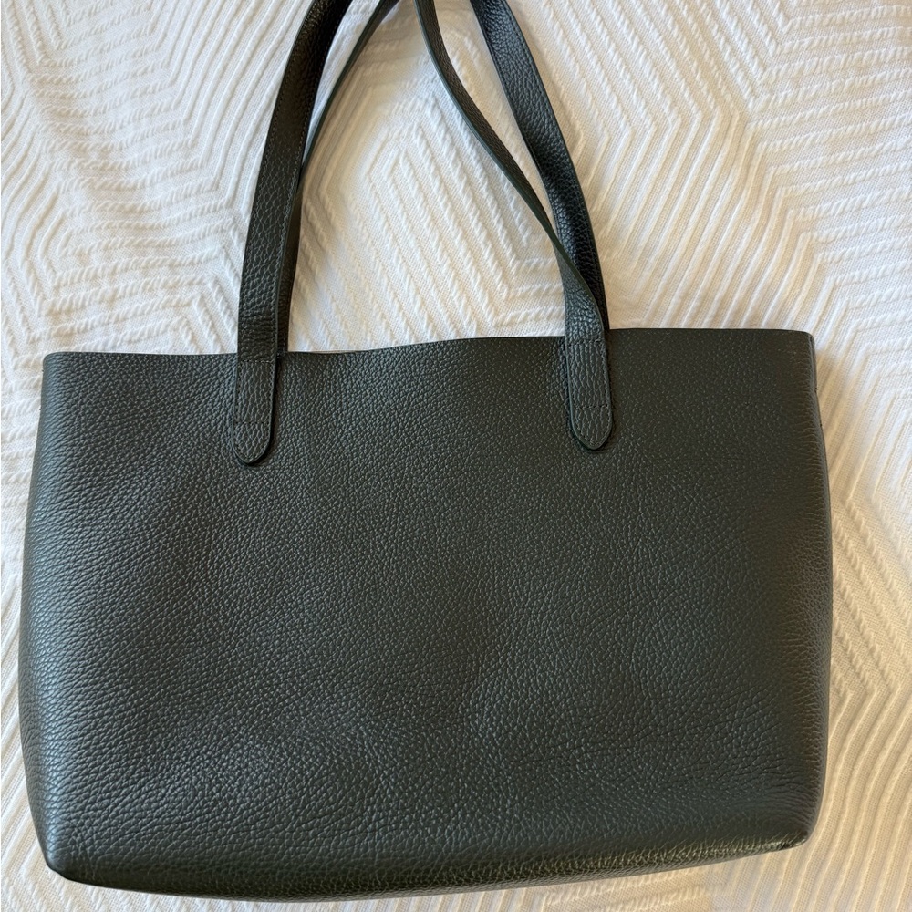Cuyana Classic Tote Bag